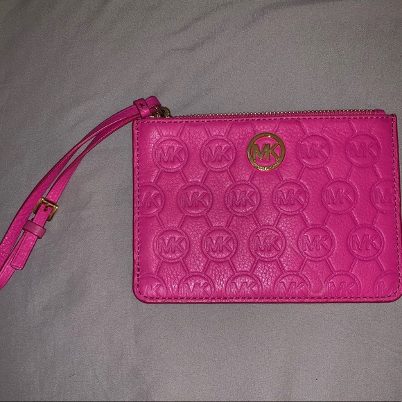 Michael Kors Handbags - Wristlet Michael Kors Handbags - Wristlet